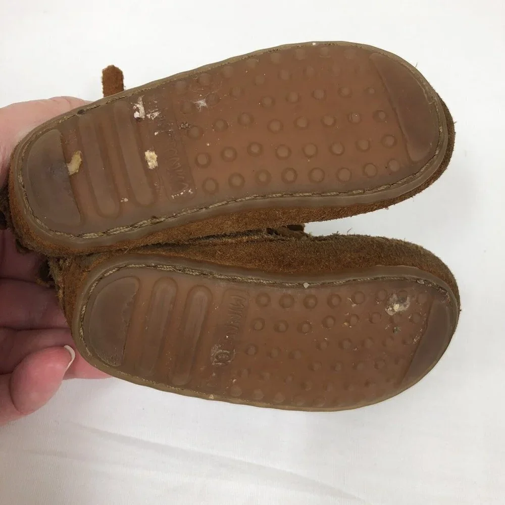Minnetonka Baby girls size 2 moccasins Shoes Brown Leather Fringe